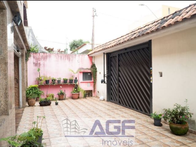Sobrado com 200m² 3 quartos e 2 banheiros, à venda, no bairro Campestre em Santo André