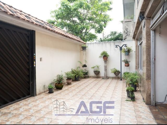 Sobrado com 200m² 3 quartos e 2 banheiros, à venda, no bairro Campestre em Santo André