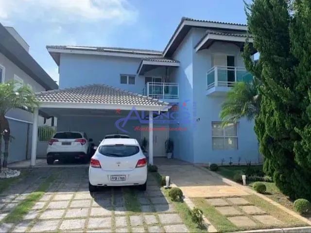 Sobrado 4 quartos e 5 banheiros, para alugar, no bairro Condomínio Terras de Sant'Anna em Jacareí
