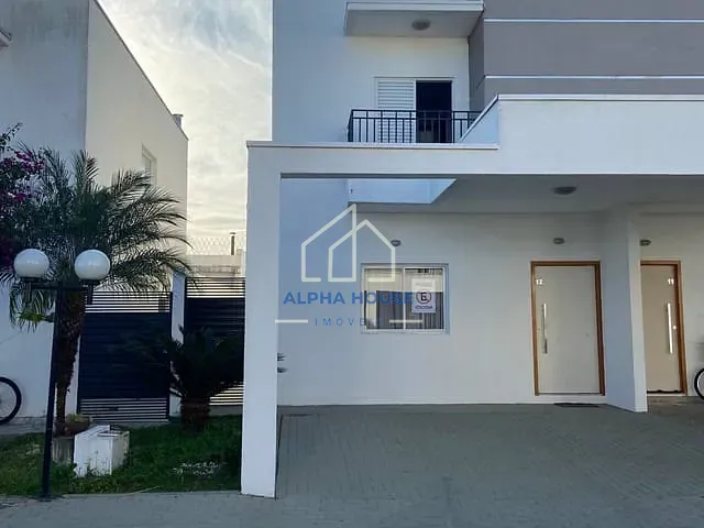 Sobrado 3 quartos e 1 banheiro, à venda, no bairro Vila Areao em Taubaté