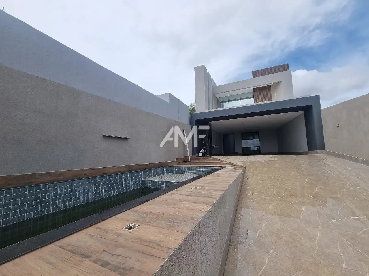 Sobrado, 4 quartos, 500 m² - Foto 1