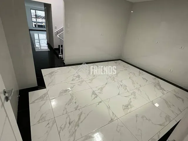 Sobrado com 202m² 3 quartos e 4 banheiros, à venda, no bairro Vila Marieta em São Paulo