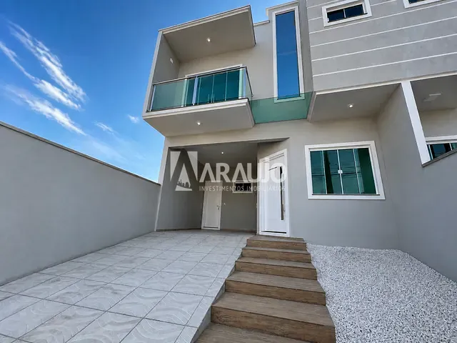 Sobrado com 264m² 3 quartos e 2 banheiros, à venda, no bairro São João em Itajaí