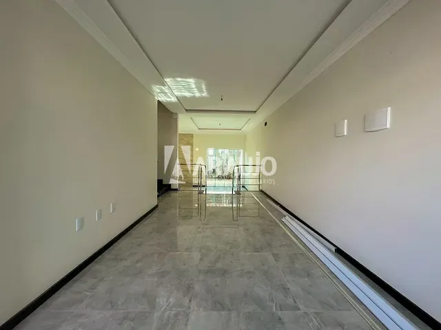 Sobrado com 264m² 3 quartos e 2 banheiros, à venda, no bairro São João em Itajaí