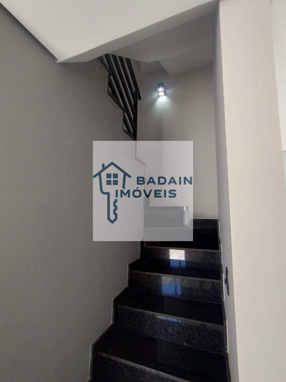 Sobrado à venda com 2 quartos, 80m² - Foto 32