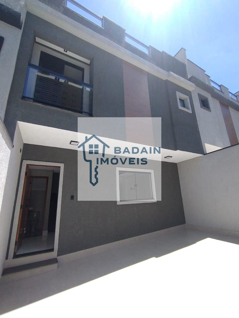 Sobrado à venda com 2 quartos, 80m² - Foto 1