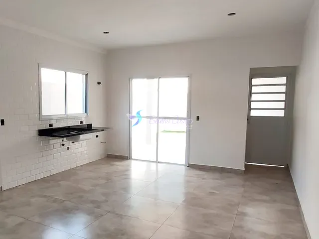 Sobrado com 150m² 3 quartos e 2 banheiros, à venda, no bairro Jardim Maristela em Atibaia