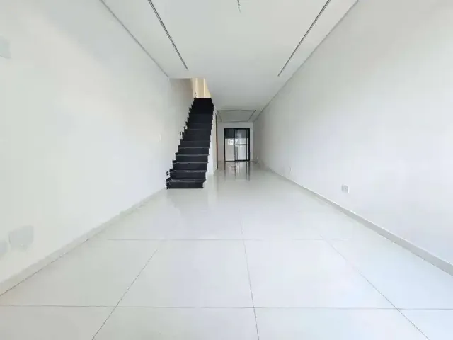 Sobrado com 80m² 2 quartos e 3 banheiros, à venda, no bairro Vila Nhocune em São Paulo