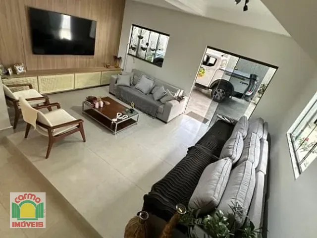 Sobrado com 225m² 3 quartos e 3 banheiros, à venda, no bairro Jardim Ana Paula em Anápolis