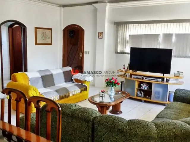 Sobrado com 333m² 5 quartos e 1 banheiro, à venda, no bairro São José em São Caetano do Sul