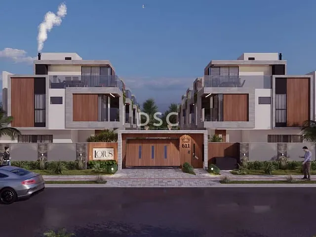 Sobrado com 123m² 3 quartos e 5 banheiros, à venda, no bairro Portão em Curitiba