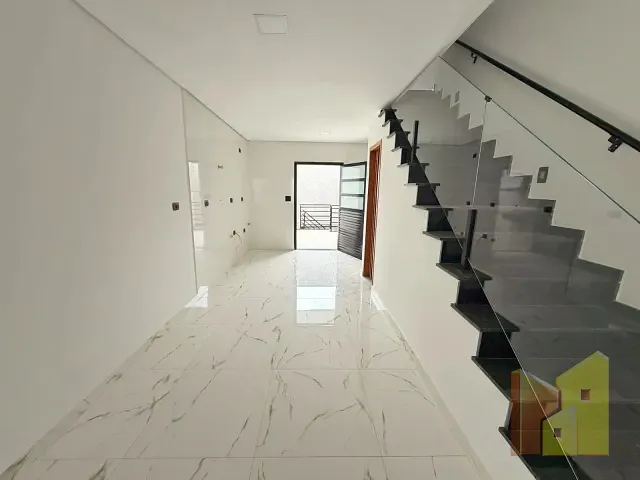 Sobrado 3 quartos e 3 banheiros, à venda, no bairro Jardim Brasília (Zona Leste) em São Paulo
