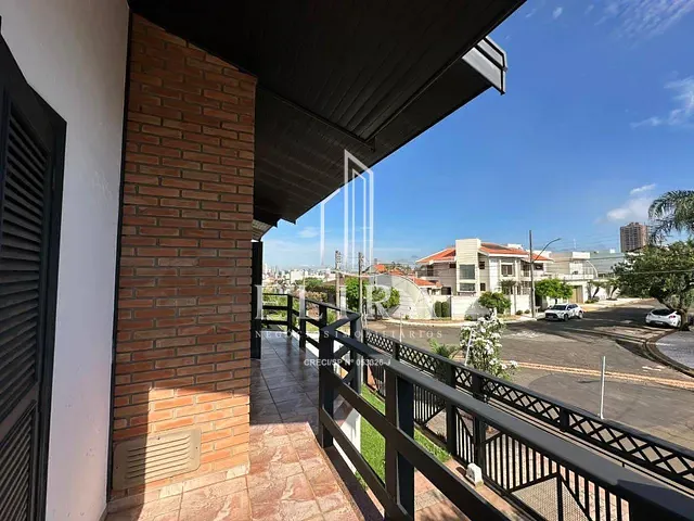 Sobrado com 300m² 5 quartos e 4 banheiros, à venda, no bairro Werner Plaas em Americana