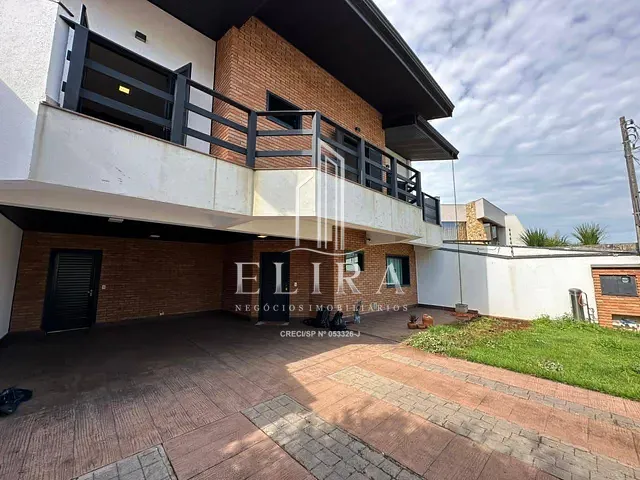 Sobrado com 300m² 5 quartos e 4 banheiros, à venda, no bairro Werner Plaas em Americana