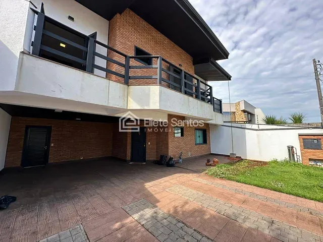 Sobrado com 300m² 5 quartos e 4 banheiros, à venda, no bairro Werner Plaas em Americana
