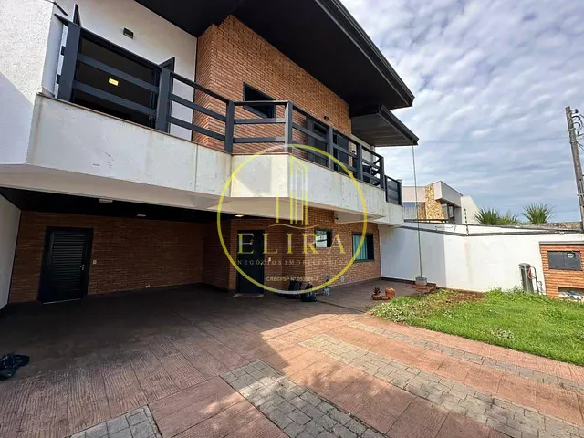 Sobrado com 300m² 5 quartos e 4 banheiros, à venda, no bairro Werner Plaas em Americana