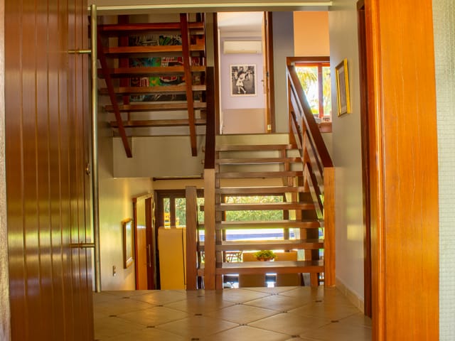 Sobrado com 680m² 3 quartos e 4 banheiros, à venda, no bairro Jardins Atenas em Goiânia