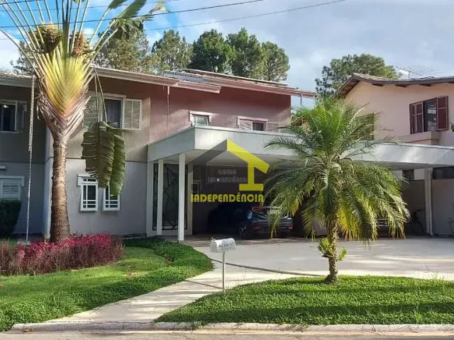 Sobrado com 700m² 4 quartos e 4 banheiros, à venda, no bairro Nova Higienópolis em Jandira