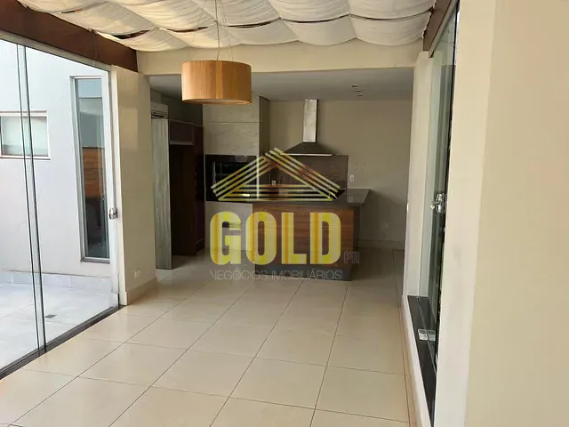 Sobrado com 312m² 4 quartos e 1 banheiro, à venda, no bairro Esperança em Londrina