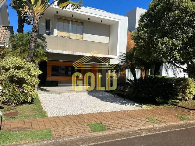 Sobrado com 312m² 4 quartos e 1 banheiro, à venda, no bairro Esperança em Londrina