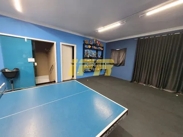 Sobrado com 250m² 3 quartos e 3 banheiros, à venda, no bairro Campos Do Conde em Tremembé