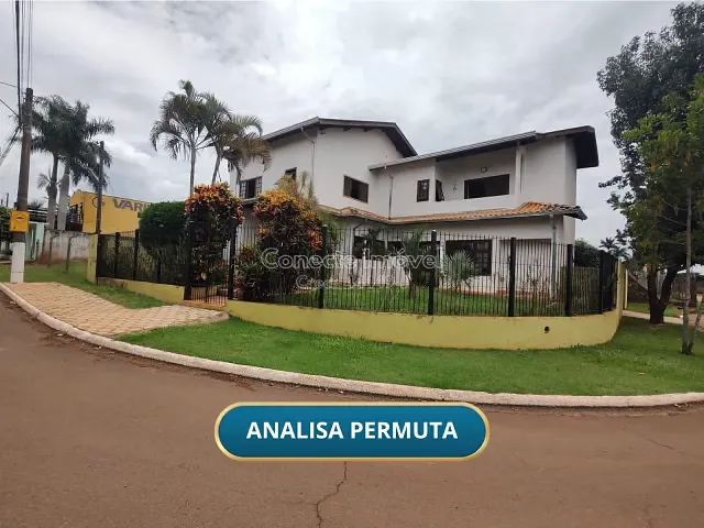 Sobrado com 470m² 4 quartos e 4 banheiros, à venda, no bairro Imigrantes em Holambra