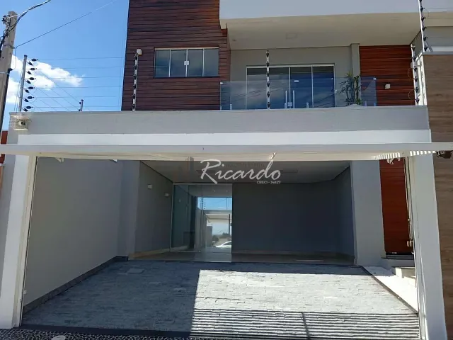 Sobrado com 252m² 3 quartos e 3 banheiros, para alugar, no bairro Residencial Tozzi em Arapongas