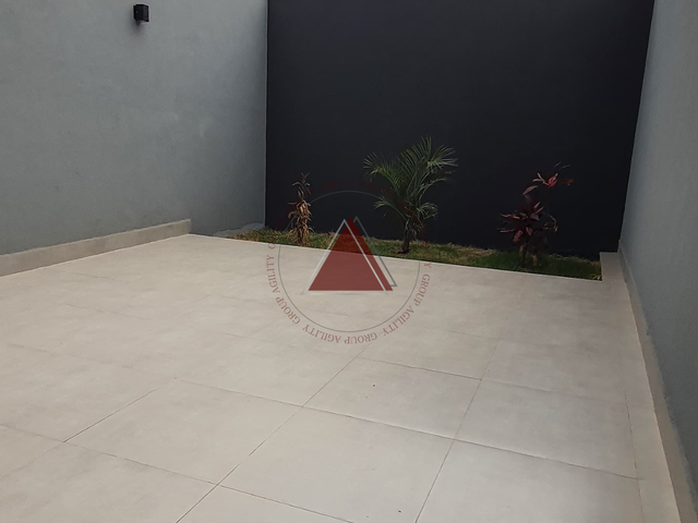 Sobrado com 125m² 2 quartos e 3 banheiros, à venda, no bairro Residencial Zanetti/ Franca Polo Club/ Recanto Elimar em Franca