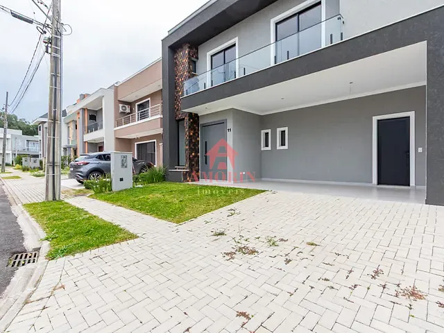 Sobrado com 198m² 3 quartos e 3 banheiros, à venda, no bairro Umbará em Curitiba