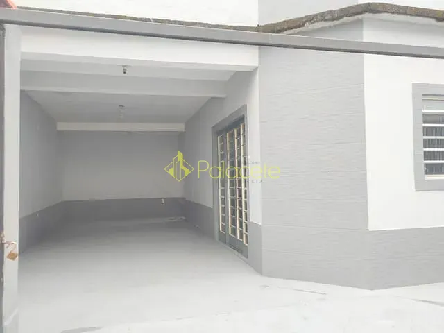 Sobrado com 125m² 3 quartos e 4 banheiros, à venda, no bairro Centro em Potim