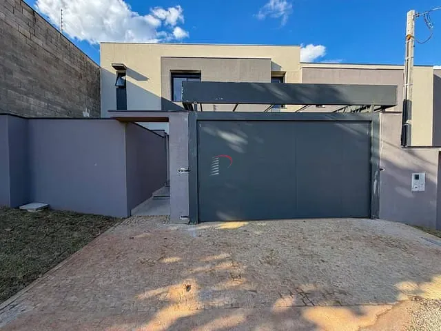 Sobrado com 180m² 3 quartos e 4 banheiros, à venda, no bairro Jardim Burle Marx em Londrina