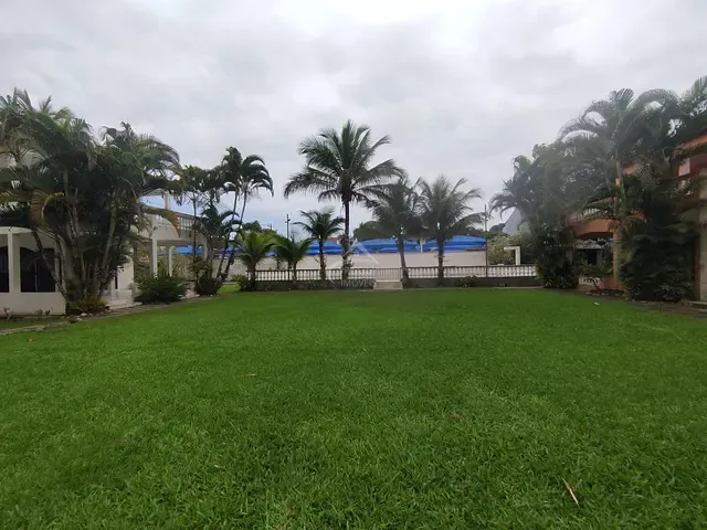 Sobrado com 3000m² 4 quartos e 3 banheiros, à venda, no bairro Barra do Una em São Sebastião