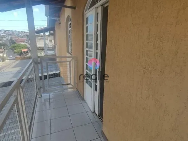 Casa com 560m² 3 quartos e 2 banheiros, à venda, no bairro Fonte Grande em Contagem