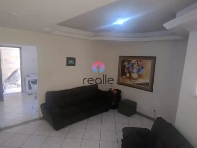 Casa com 560m² 3 quartos e 2 banheiros, à venda, no bairro Fonte Grande em Contagem