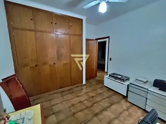 Sobrado com 250m² 6 quartos e 5 banheiros, à venda, no bairro Parque dos Bandeirantes em Ribeirão Preto
