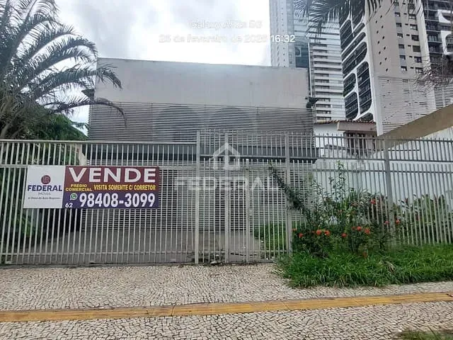Sobrado com 505m², à venda, no bairro Setor Marista em Goiânia