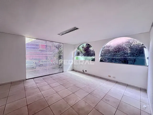 Sobrado com 505m², à venda, no bairro Setor Marista em Goiânia