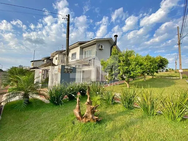 Sobrado com 120m² 2 quartos e 1 banheiro, à venda, no bairro Paraíso em Chapecó