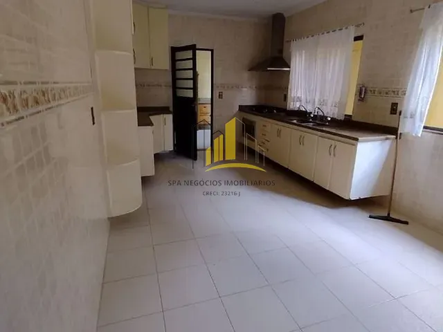 Sobrado com 126m² 3 quartos e 2 banheiros, à venda, no bairro Chácara Seis de Outubro em São Paulo