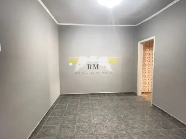 Sobrado com 125m² 3 quartos e 2 banheiros, à venda, no bairro Vila Nhocune em São Paulo