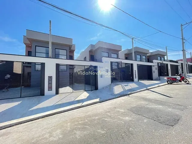Sobrado com 125m² 3 quartos e 3 banheiros, à venda, no bairro Vila Petrópolis em Atibaia