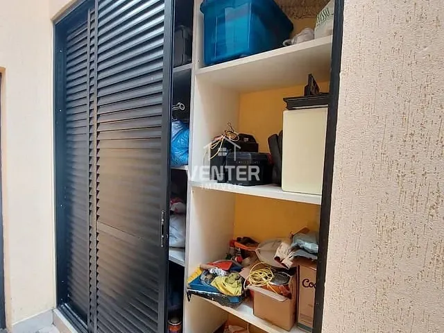 Sobrado com 250m² 4 quartos e 5 banheiros, à venda, no bairro Condomínio Residencial Tecoara em Taubaté