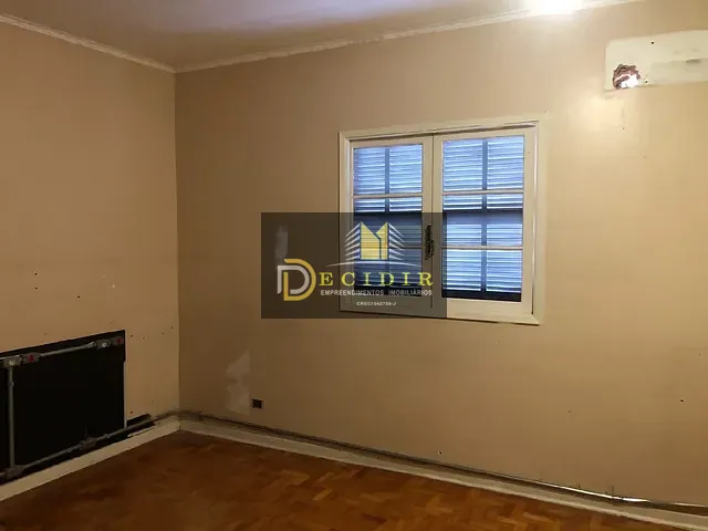 Sobrado com 180m² 3 quartos e 2 banheiros, à venda, no bairro Jardim Anália Franco em São Paulo