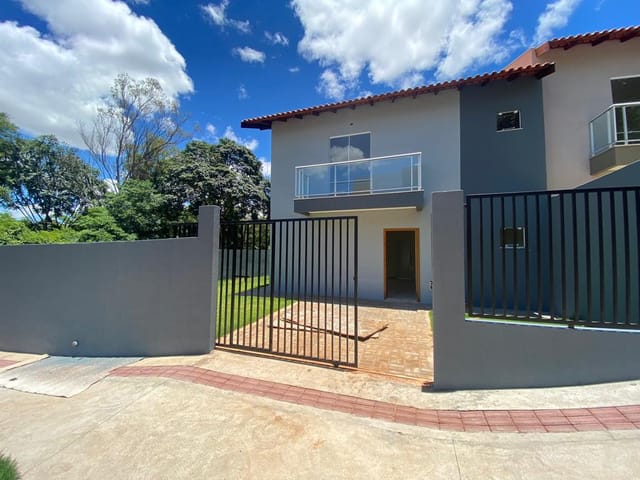 Foto do Sobrado - Sobrado à venda, 03 quartos (01 suíte), Sacadas, 205 m² total, Vale dos Tucanos, Londrina, PR | ZBM NEGOCIOS IMOBILIARIOS