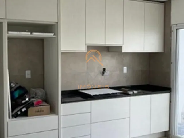 Sobrado 3 quartos e 2 banheiros, à venda, no bairro Três Vendas em Pelotas