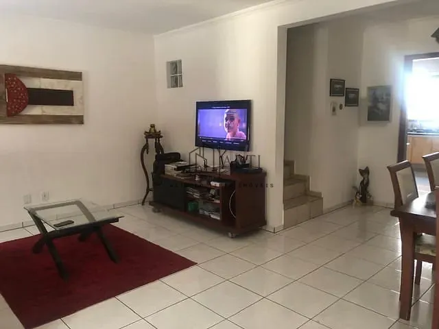 Sobrado 3 quartos e 4 banheiros, à venda, no bairro Chácara Jafet em Mogi das Cruzes