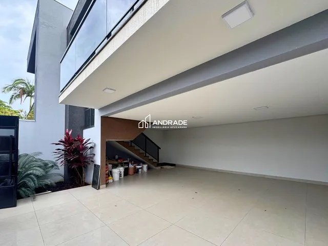 Sobrado com 183m² 3 quartos e 2 banheiros, à venda, no bairro Vila Martins em Apucarana