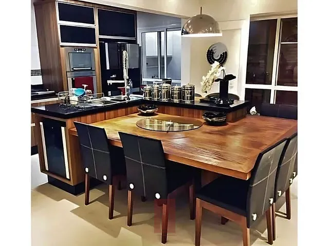 Sobrado com 250m² 4 quartos e 4 banheiros, à venda, no bairro Jardim Peri em São Paulo