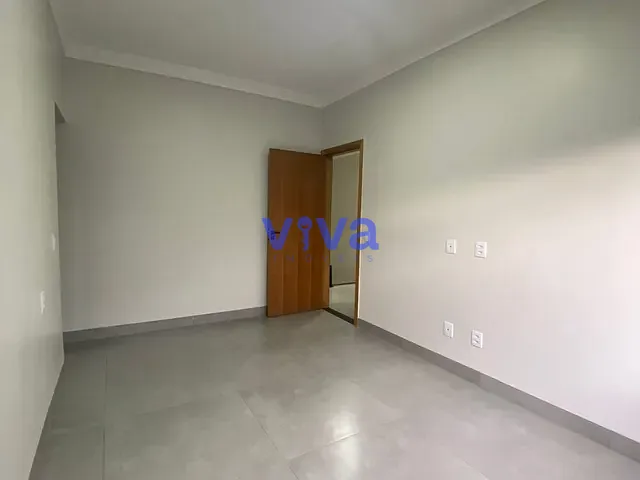 Sobrado 3 quartos e 5 banheiros, à venda, no bairro Garavelo Residencial Park em Aparecida de Goiânia