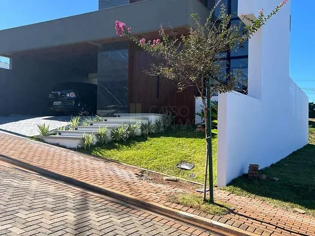 Sobrado com 220m² 3 quartos e 4 banheiros, à venda, no bairro Condomínio Vivere Parc em Apucarana